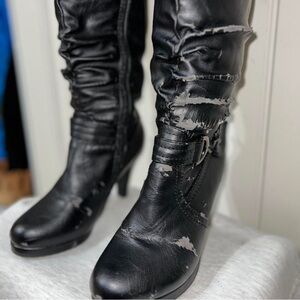 Chic Black Heeled Boots for Women
